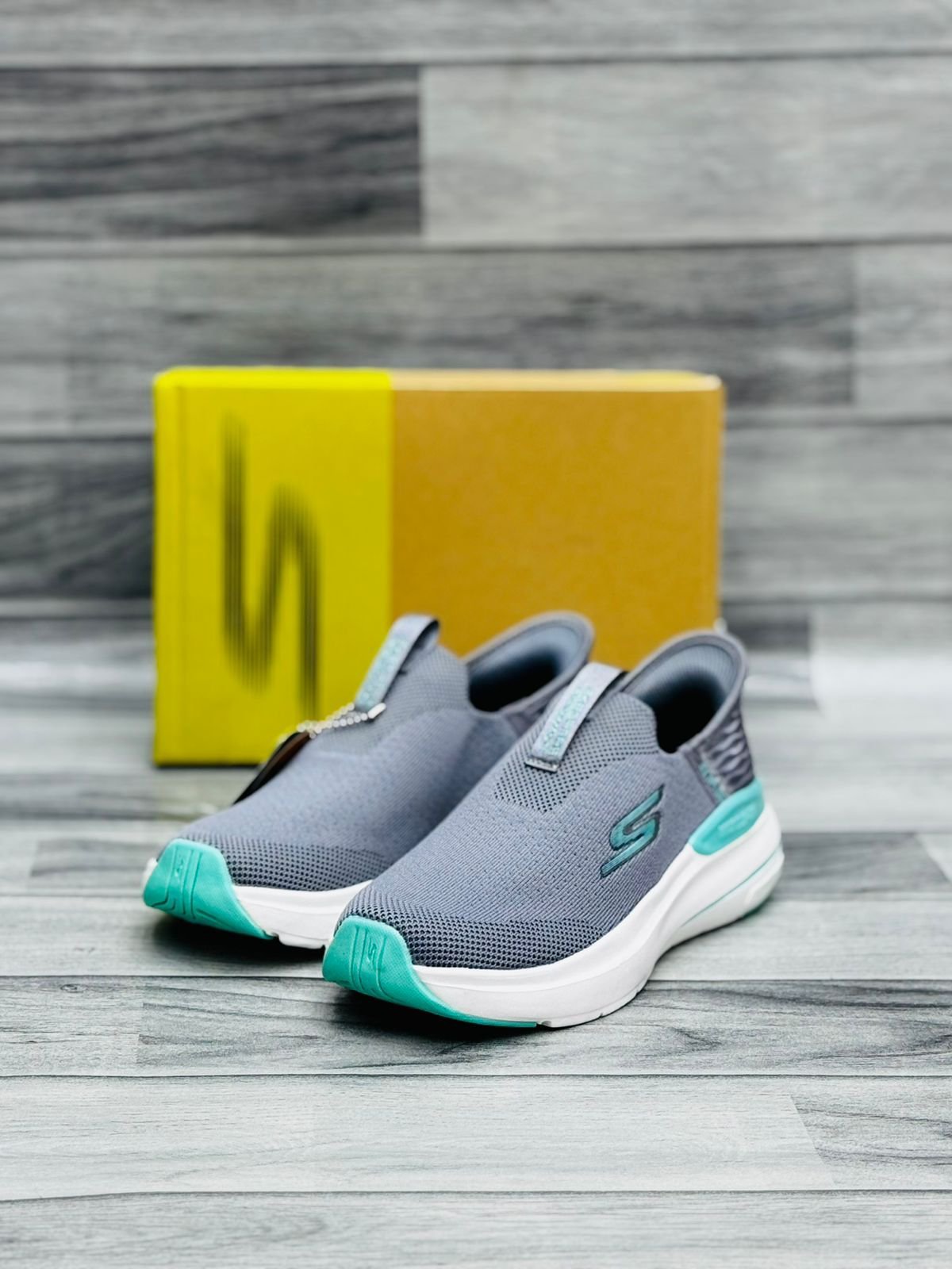 2026/02/1000026770.jpg Skechers Hyper Burst Women’s Collection – Lightweight, Comfortable & Stylish Sneakers - Image 1