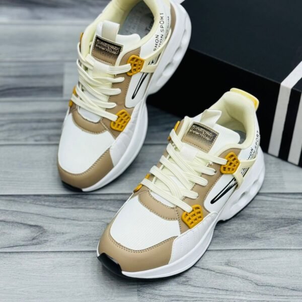 Flash Sneakers – Trendy & Comfortable Everyday Shoes